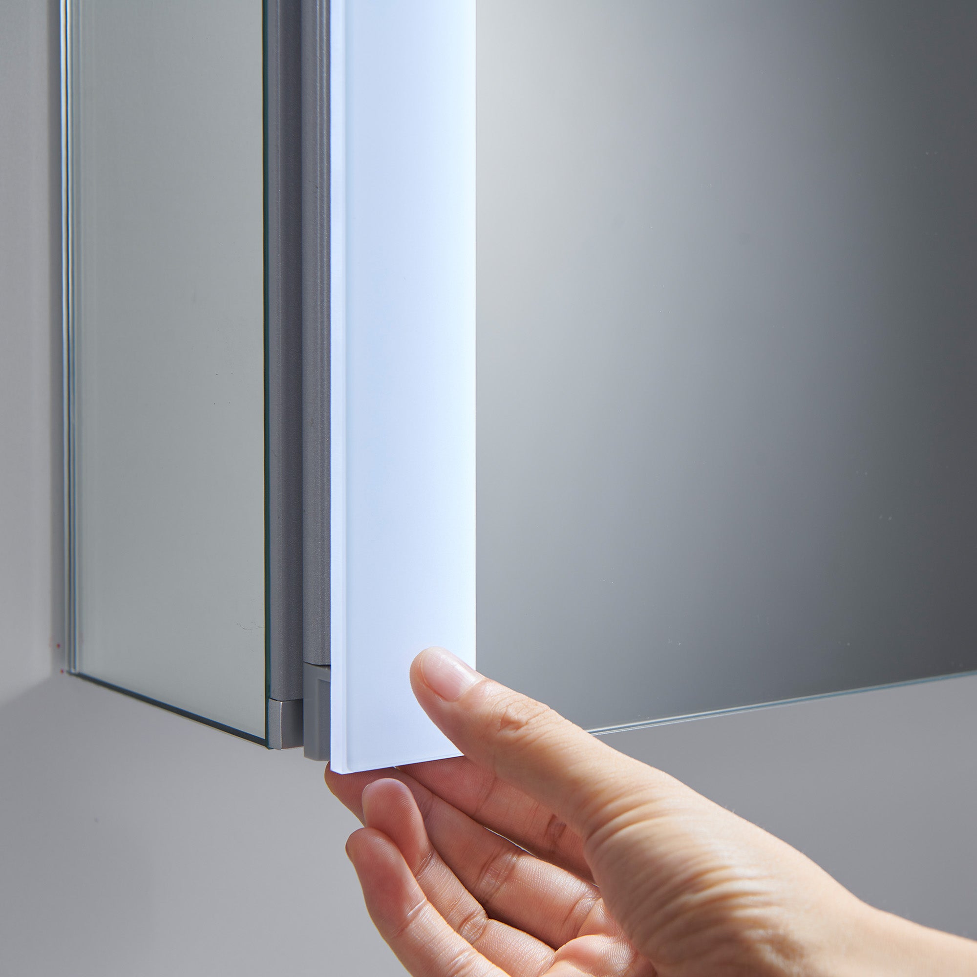 Pollux LED Medicine Cabinet MCL10 - Image 16